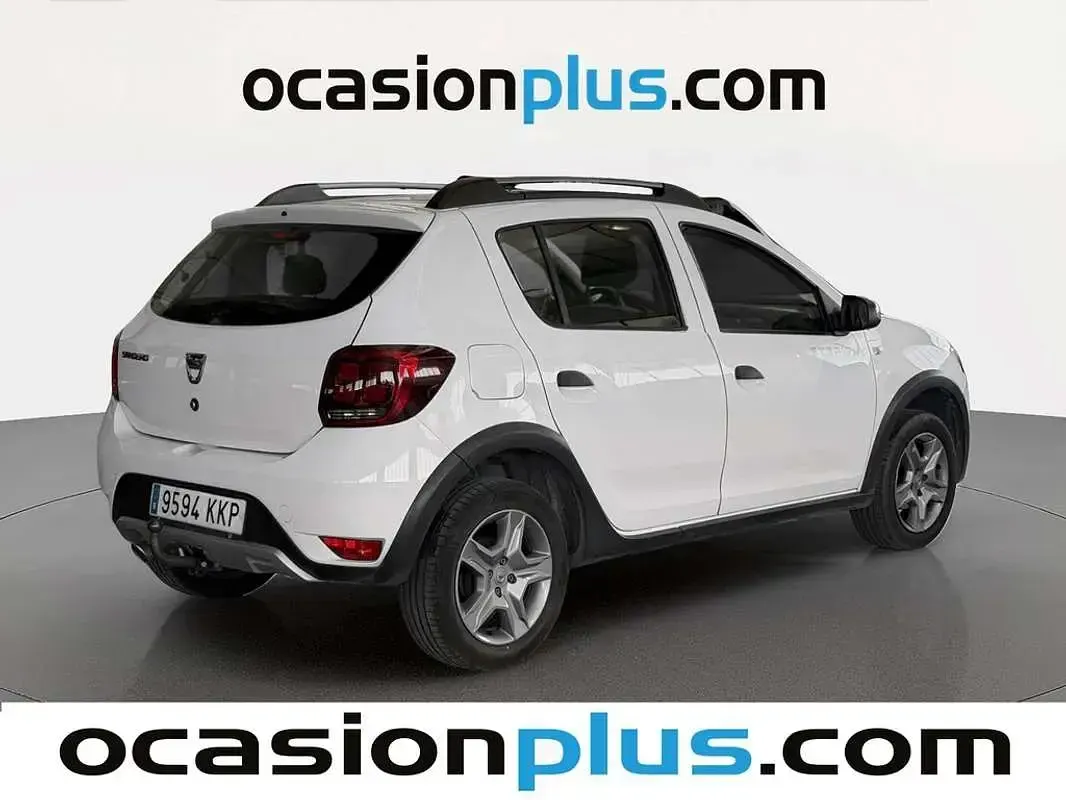 Usado Dacia Sandero Stepway Ambiance 90 CV (66 kW) 2018 Blanco Utilitario