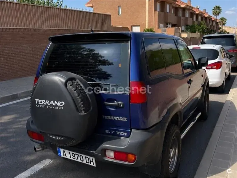 Usado Nissan Terrano S 125 CV (91 kW) 1997 Azul SUV