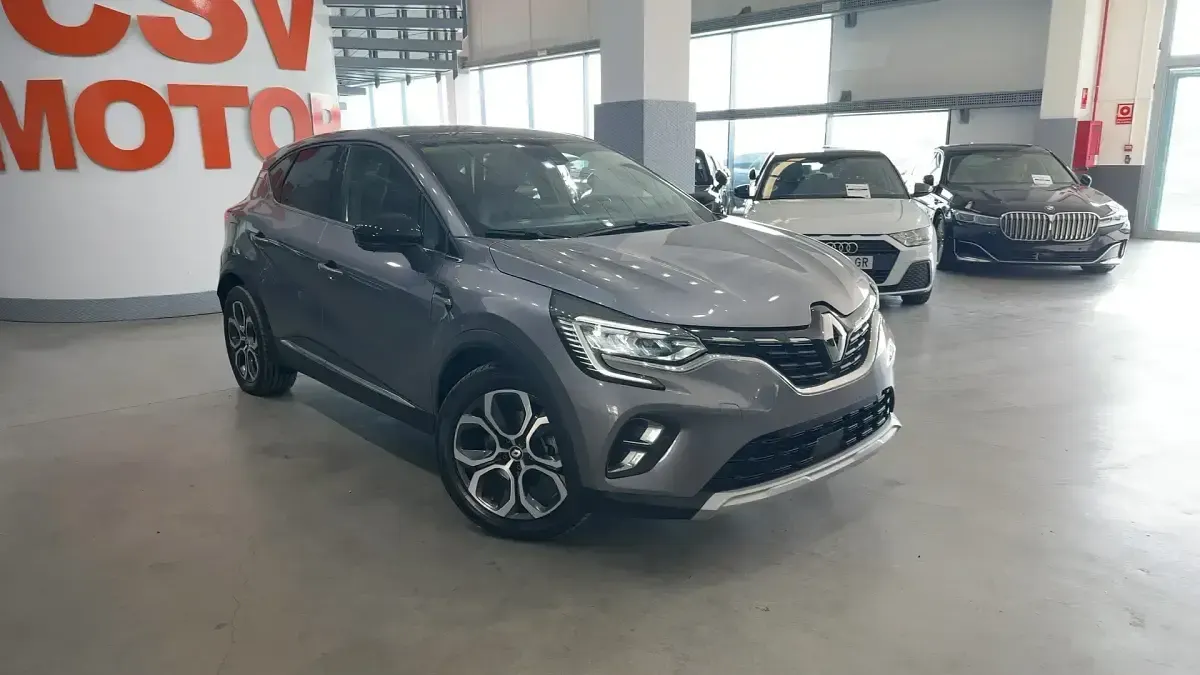 Usado Renault Captur Intens 145 CV (106 kW) 2024 Gris SUV