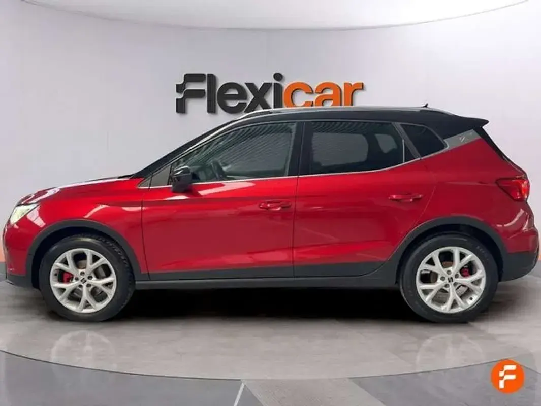 Usado Seat Arona FR 150 CV (110 kW) 2023 Rojo SUV