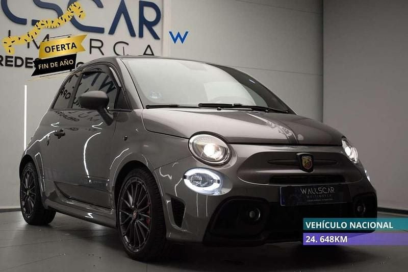 Gris Usado 2022 Abarth 595 Competizione Berlina | 24.899 € (Precio justo) - Imagen 1/4