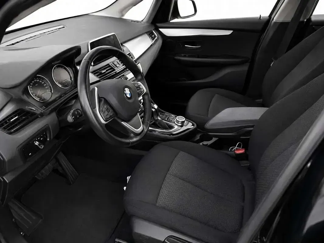 Usado BMW 225 iPerformance 220 CV (161 kW) 2021 Negro Monovolumen