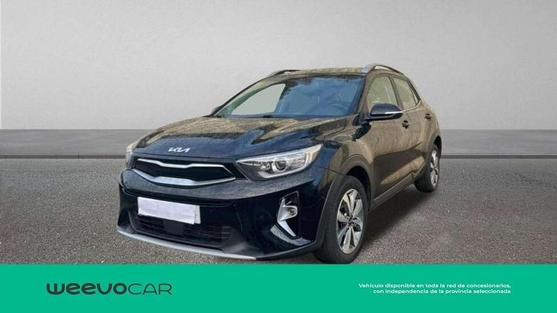 Usado Kia Stonic 84 CV (61 kW) 2023 Negro SUV