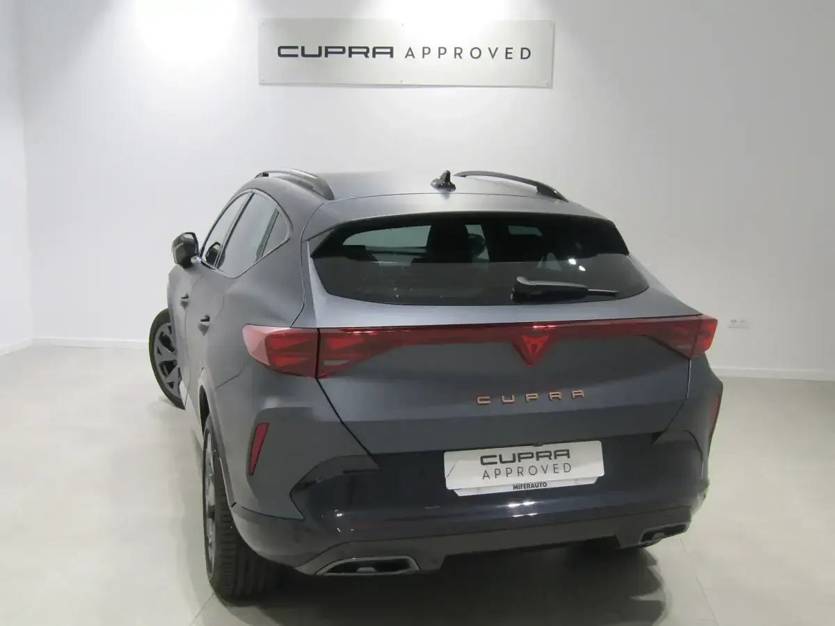 Usado Cupra Formentor 150 CV (110 kW) 2025 Gris SUV