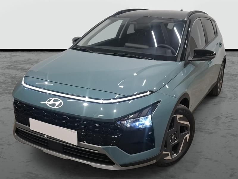 Usado Hyundai Bayon Blackline 100 CV (73 kW) 2025 Verde mangrove (techo negro) SUV