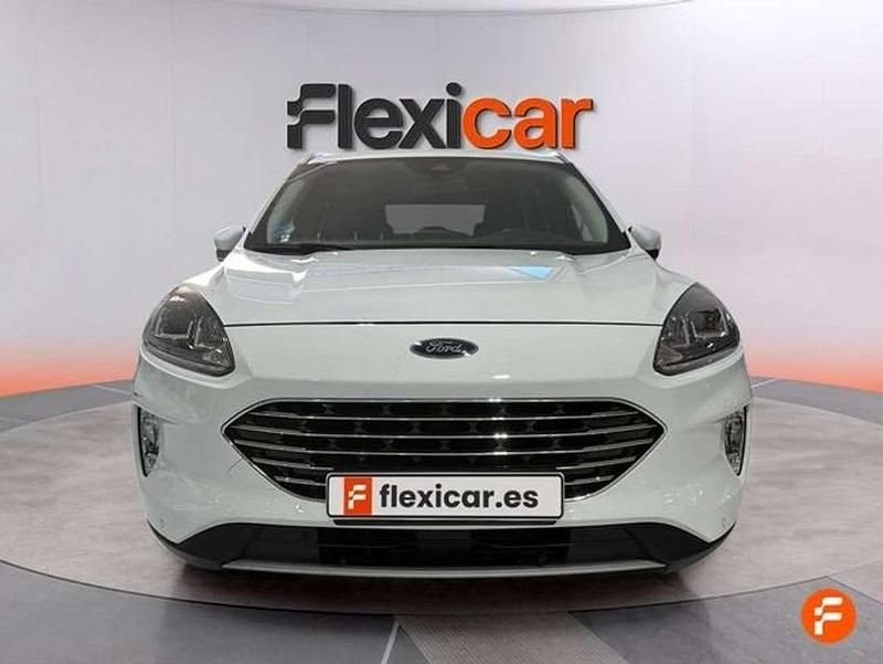 Usado Ford Kuga Titanium 150 CV (110 kW) 2022 Blanco SUV