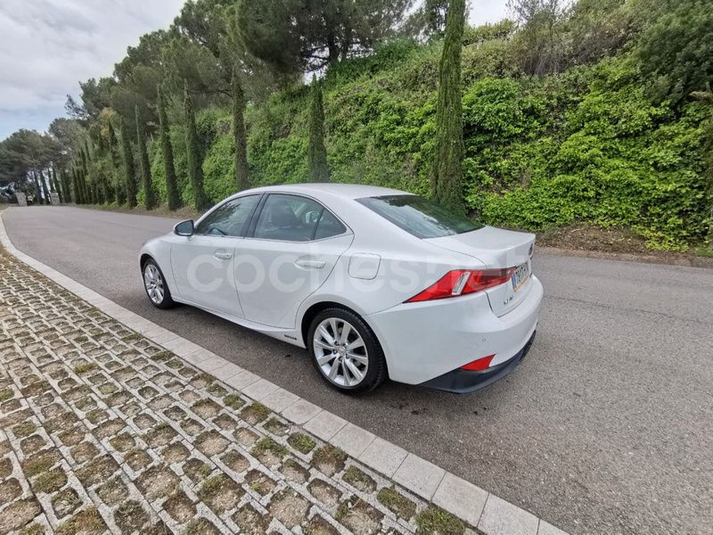 Usado Lexus IS300h 223 CV (164 kW) 2013 Blanco Berlina