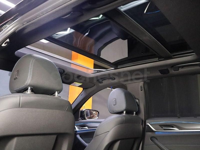 Usado BMW 530e M Sport 292 CV (214 kW) 2021 Negro Familiar