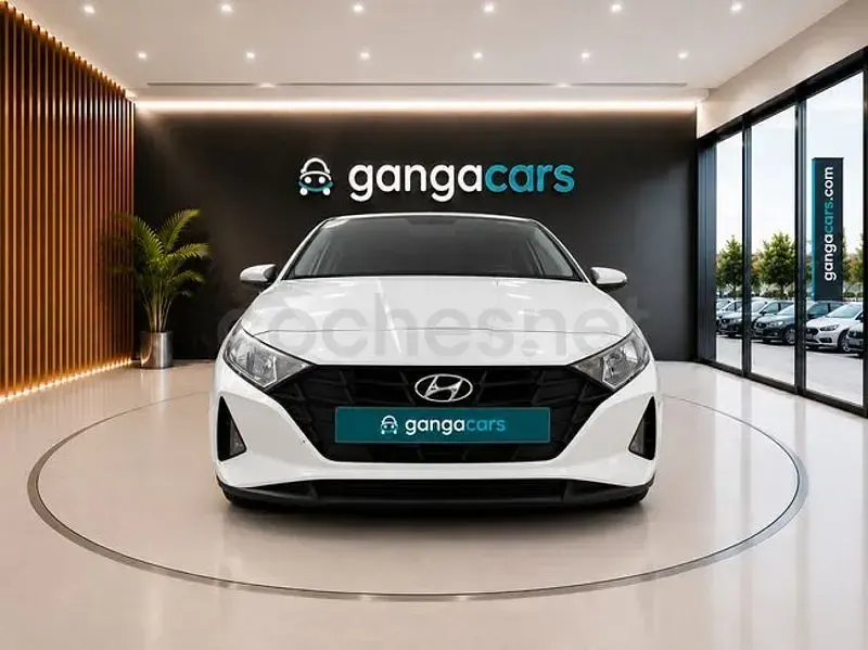 Usado Hyundai i20 84 CV (61 kW) 2021 Gris / plata Utilitario