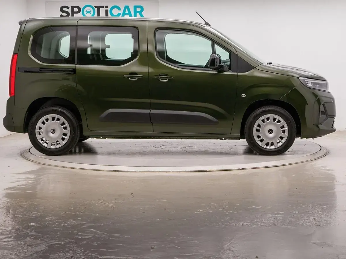 Usado Opel Combo 100 CV (73 kW) 2025 Monovolumen