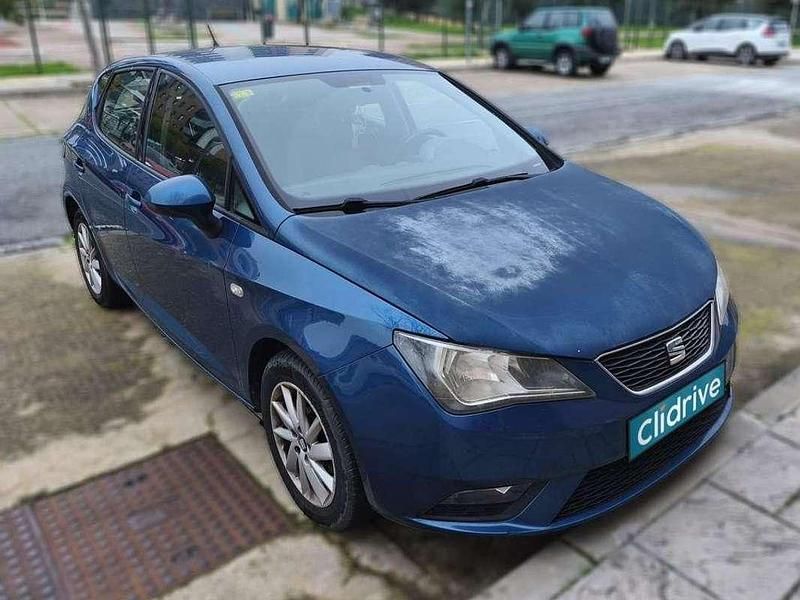 Usado Seat Ibiza Style 105 CV (77 kW) 2014 Azul Utilitario