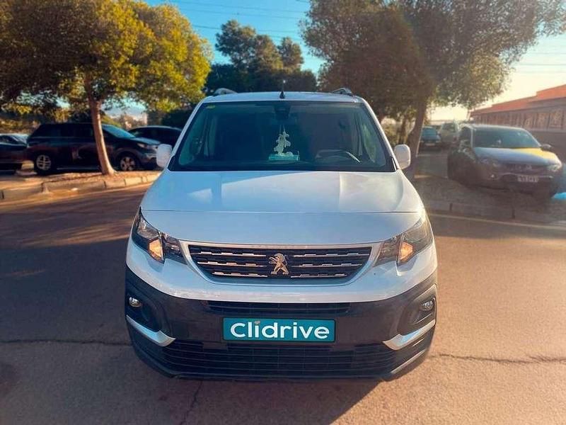 Usado Peugeot Rifter Active 102 CV (75 kW) 2018 Blanco Monovolumen