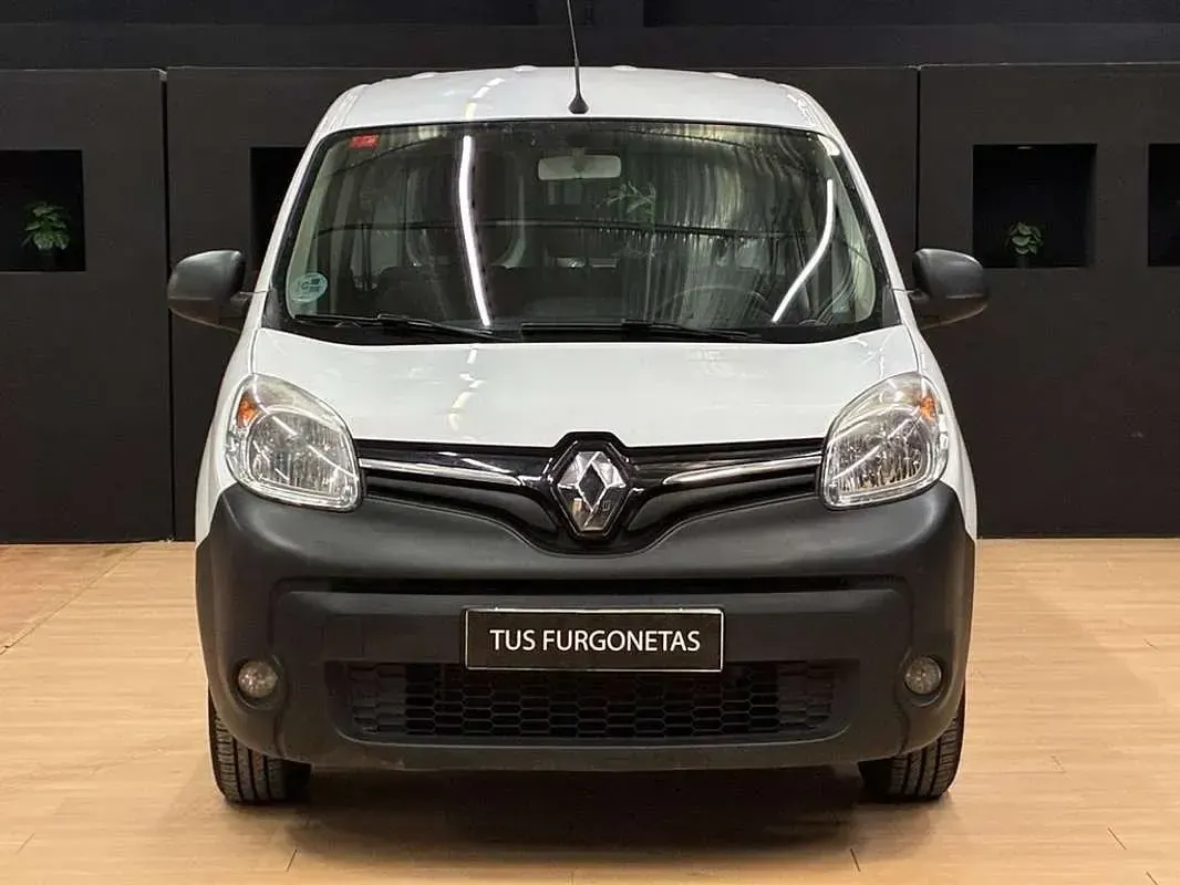 Usado Renault Kangoo 75 CV (55 kW) 2020 Blanco Monovolumen