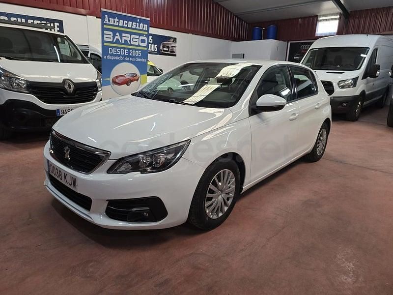 Usado Peugeot 308 Access 100 CV (73 kW) 2019 Blanco Berlina