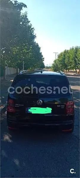 Usado VW Touran Advance 140 CV (102 kW) 2010 Negro Monovolumen