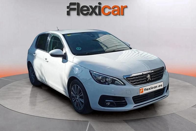 Blanco Usado 2020 Peugeot 308 Allure Utilitario | 9490 € (Precio justo) - Imagen 1/4