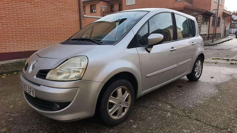 Plateado Usado 2008 Renault Modus Authentique Monovolumen | 2800 € (Precio justo) - Imagen 1/4
