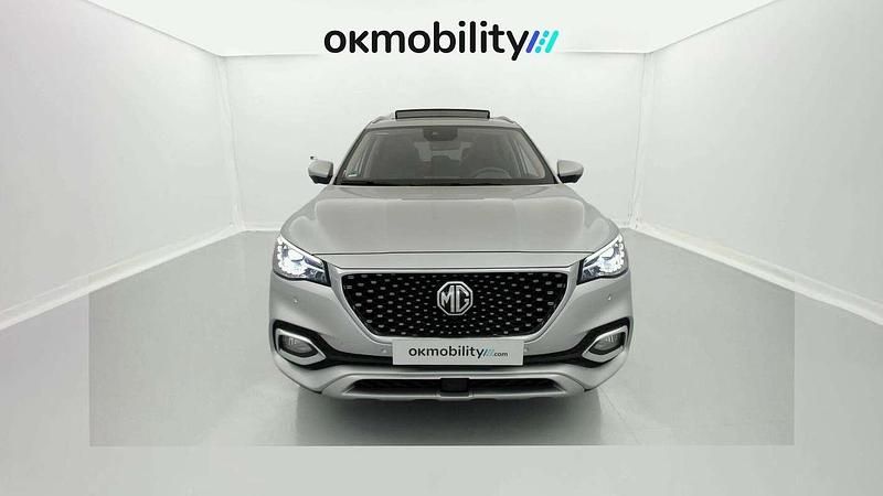 Begagnad MG HS Luxury 162 HK (119 kW) 2023 Silver SUV