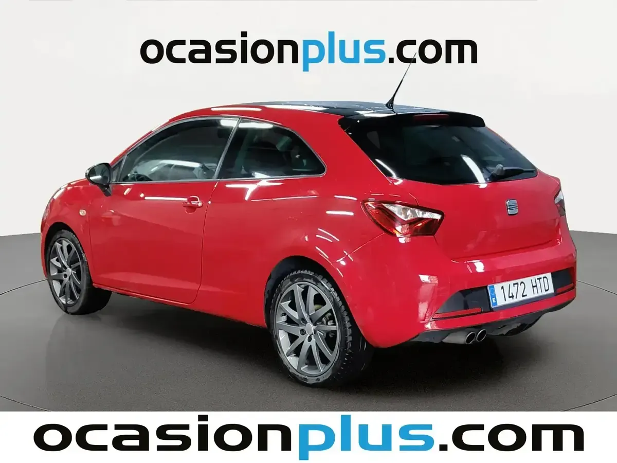 Usado Seat Ibiza FR 105 CV (77 kW) 2013 Rojo Utilitario