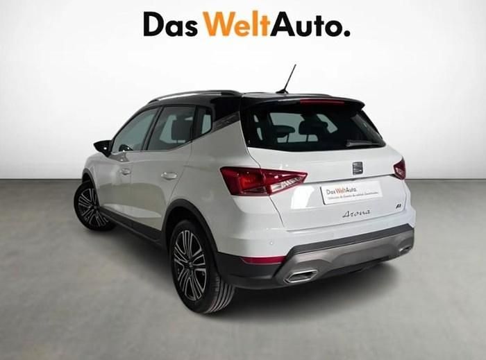 Blanco Usado 2024 Seat Arona FR SUV | 21.490 € (Un poco caro) - Imagen 1/4