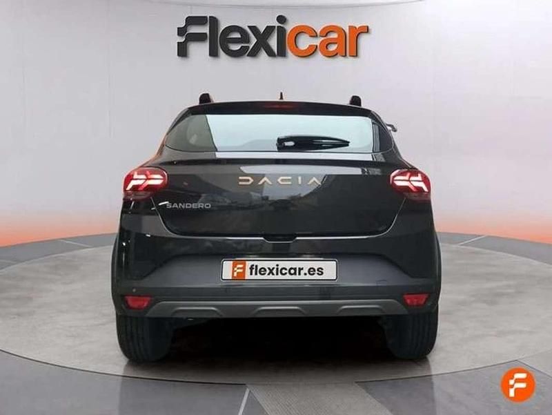 Usado Dacia Sandero Essentiel 67 CV (49 kW) 2025 Negro Utilitario
