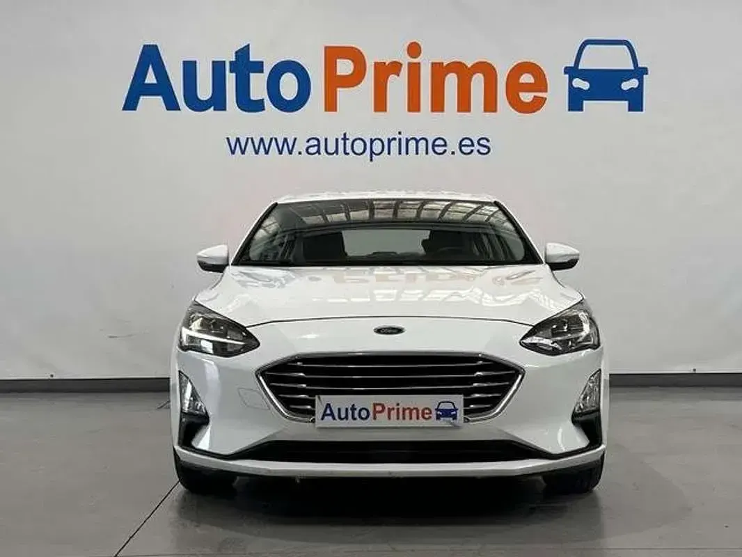 Usado Ford Focus Trend+ 120 CV (88 kW) 2021 Blanco Utilitario