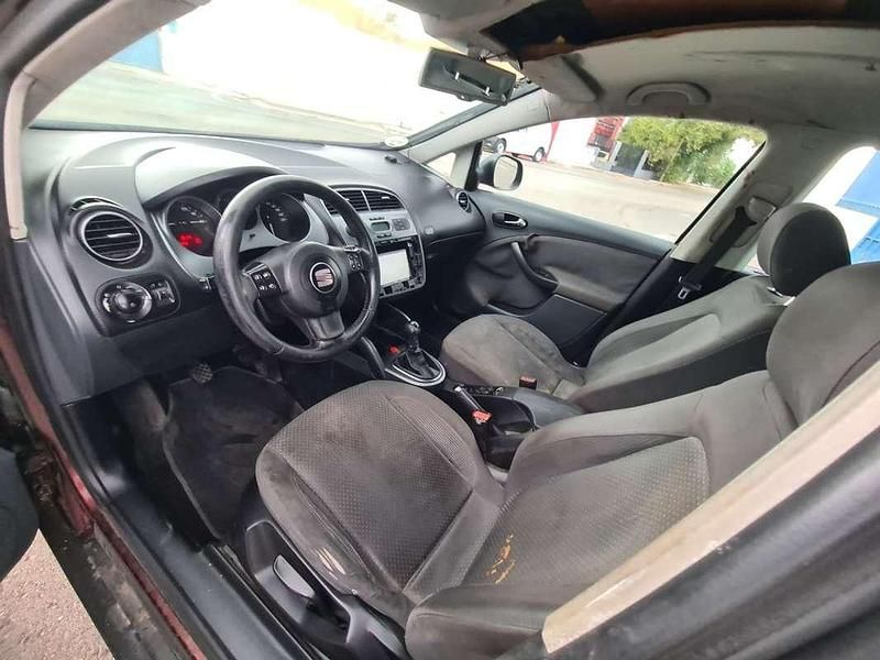 Usado Seat Altea XL 105 CV (77 kW) 2008 Burdeos Monovolumen