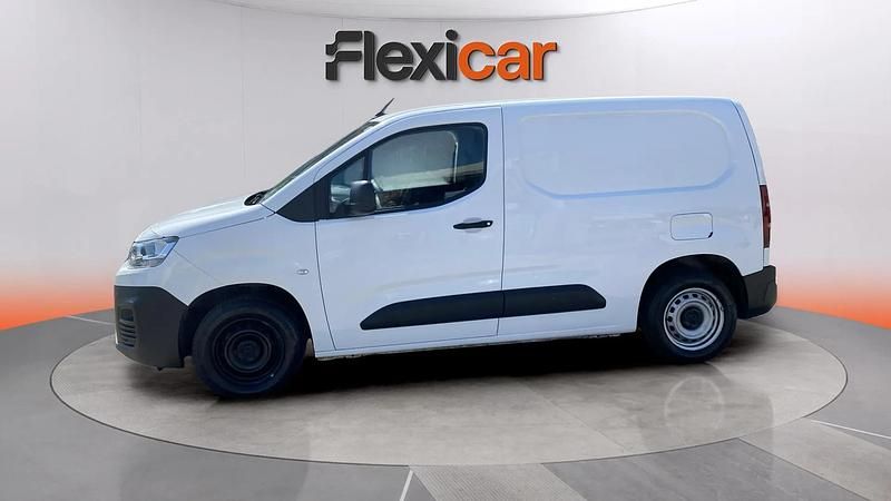 Usado Citroën Berlingo 99 CV (72 kW) 2021 Blanco Monovolumen