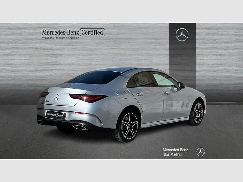 Usado Mercedes CLA250e AMG line 218 CV (160 kW) 2025 Gris Berlina