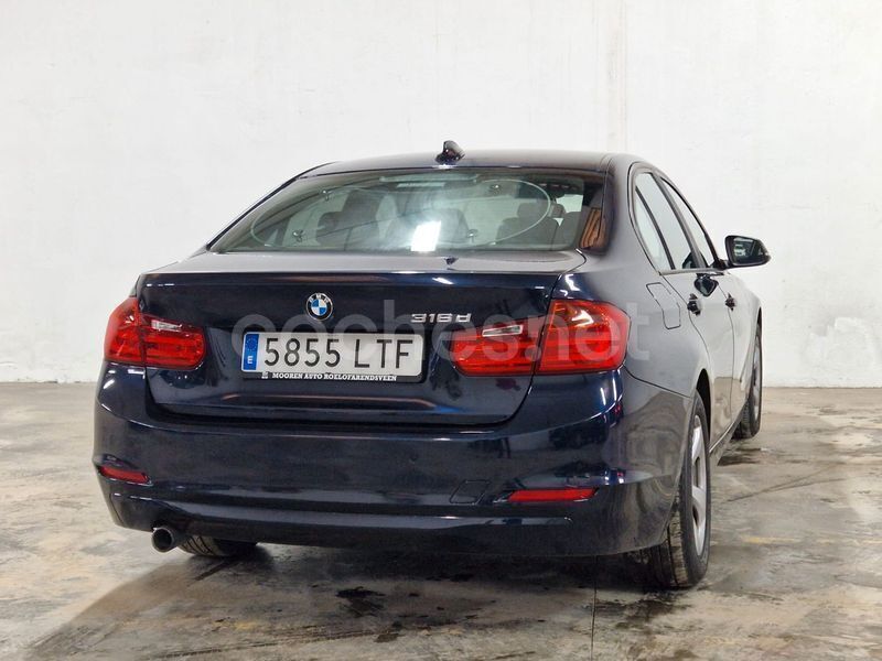 Usado BMW 316 Executive 116 CV (85 kW) 2014 Azul Familiar