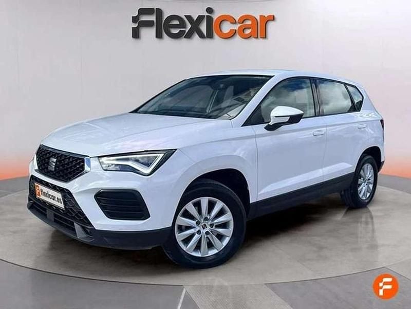 Begagnad Seat Ateca Reference 110 HK (80 kW) 2023 Vit SUV
