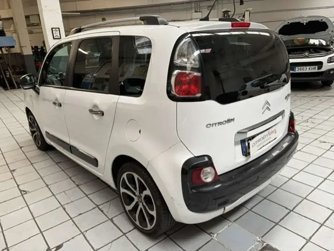 Usado Citroën C3 Picasso 92 CV (67 kW) 2012 Blanco Monovolumen