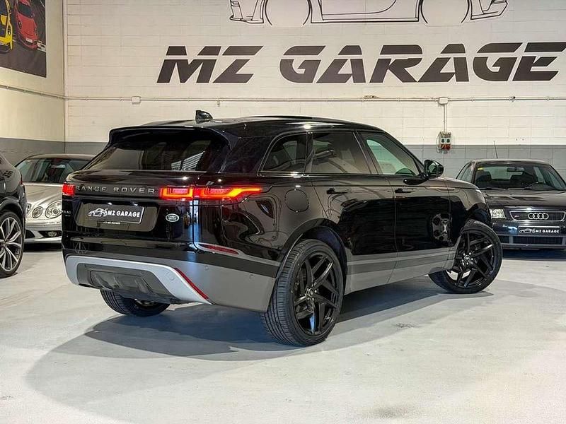 Usado Land Rover Range Rover Velar R-Dynamic 180 CV (132 kW) 2018 Negro SUV