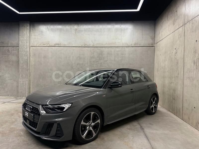 Usado Audi A1 Sportback S-Line 110 CV (80 kW) 2023 Gris / plata Utilitario