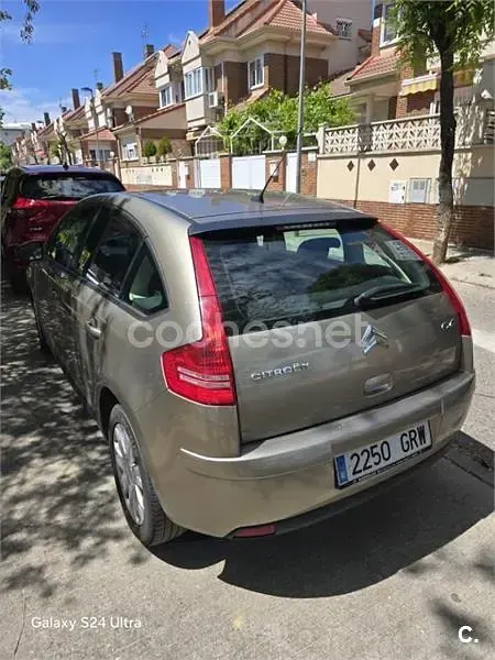 Usado Citroën C4 120 CV (88 kW) 2009 Beige Berlina