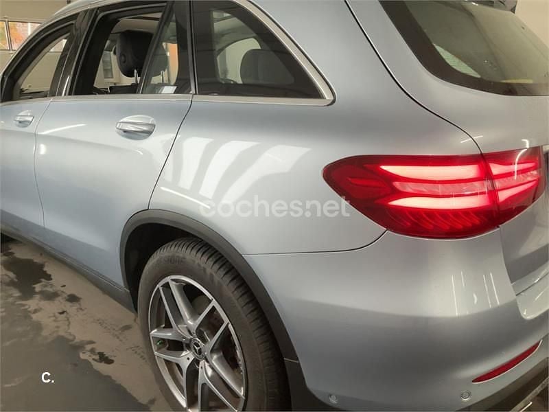 Usado Mercedes GLC250 AMG line 211 CV (155 kW) 2017 Gris / plata SUV
