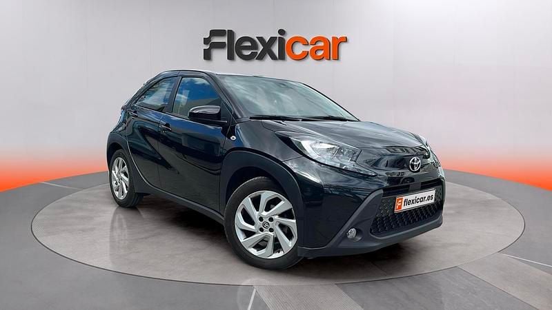 Begagnad Toyota Aygo X Play 72 HK (52 kW) 2022 SUV