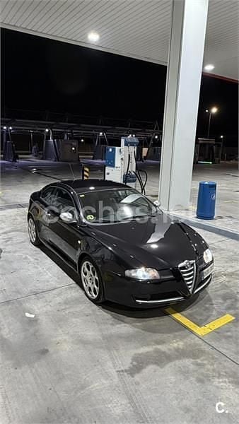 Usado Alfa Romeo GT 150 CV (110 kW) 2007 Negro Coupe
