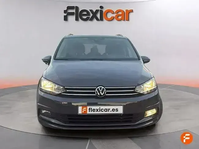 Usado VW Touran Advance 122 CV (89 kW) 2023 Azul Monovolumen
