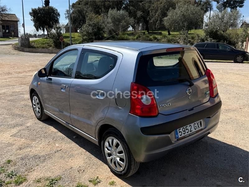Usado Nissan Pixo Visia 68 CV (50 kW) 2010 Gris / plata Utilitario