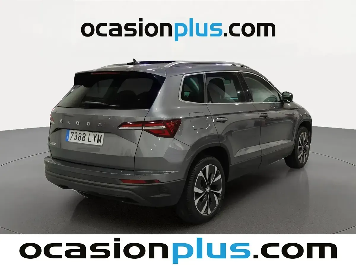 Usado Skoda Karoq Style 150 CV (110 kW) 2022 Gris SUV