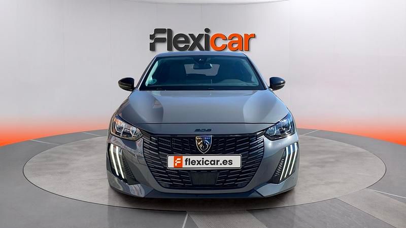 Usado Peugeot 208 Allure 101 CV (74 kW) 2025 Gris Utilitario