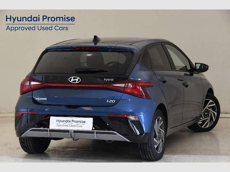 Usado Hyundai i20 101 CV (74 kW) 2025 Azul Utilitario
