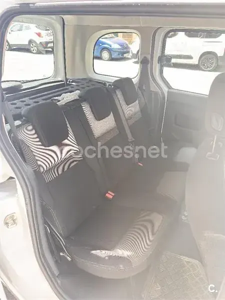 Usado Renault Kangoo 90 CV (66 kW) 2017 Blanco Monovolumen