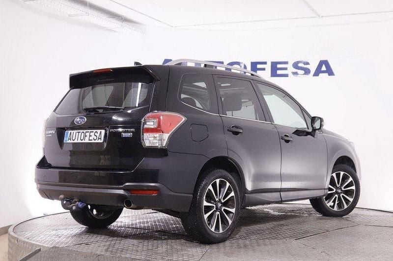 Usado Subaru Forester Sport 147 CV (108 kW) 2016 Negro SUV