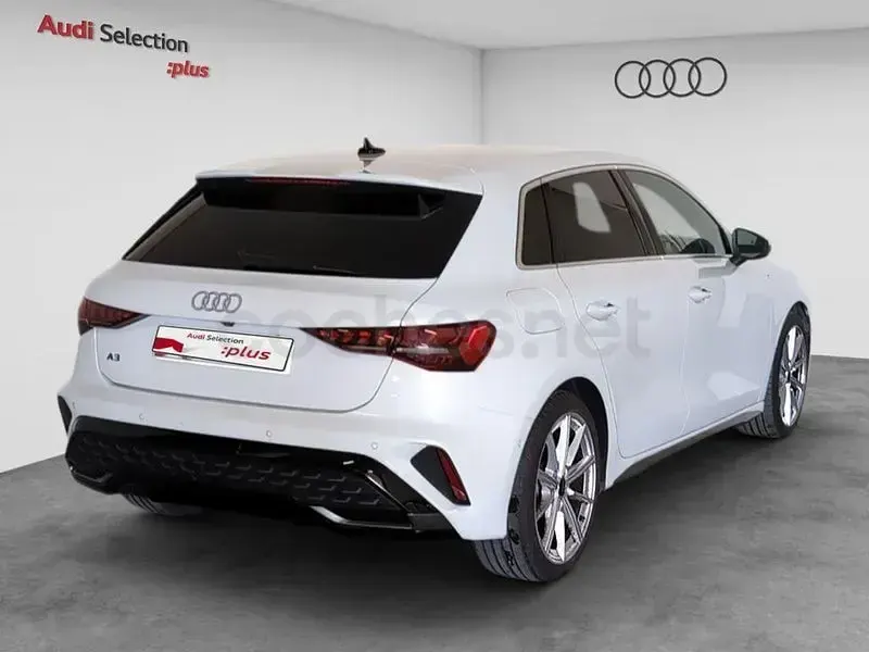Usado Audi A3 S-Line 150 CV (110 kW) 2025 Blanco Berlina