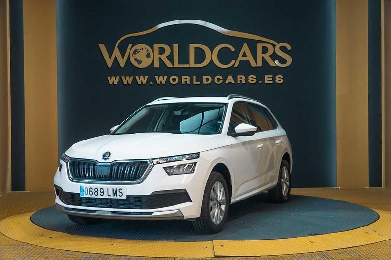 Usado Skoda Kamiq Ambition 110 CV (80 kW) 2021 Blanco SUV