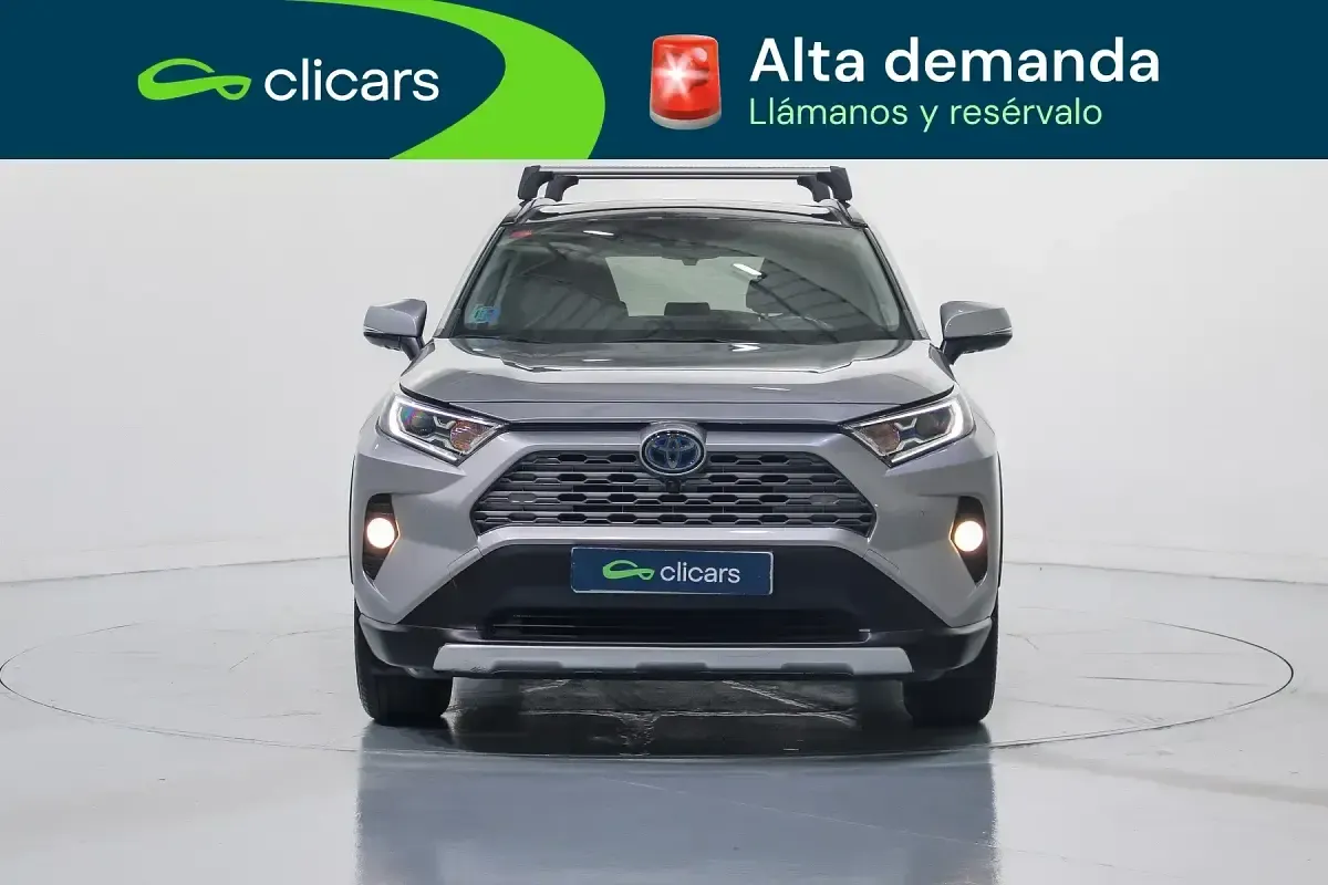 Usado Toyota RAV4 Hybrid Luxury 222 CV (163 kW) 2019 Gris / plata SUV