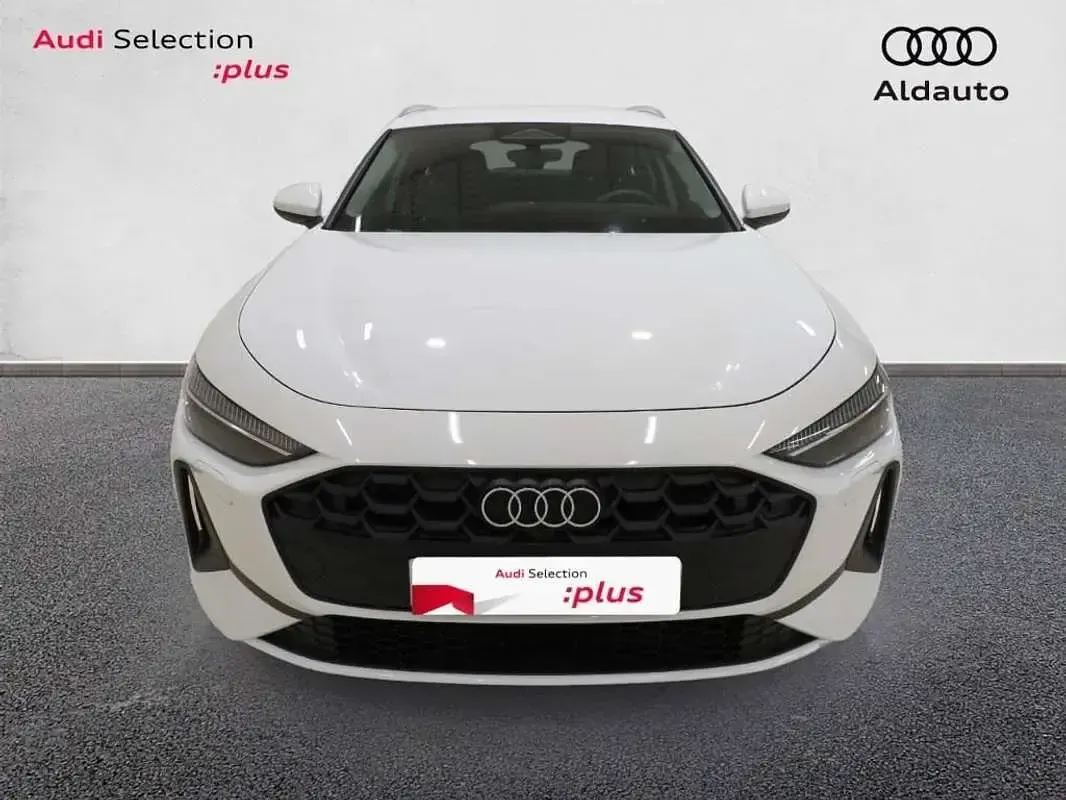 Nuevo Audi A5 Business 299 CV (219 kW) 2026 Blanco Familiar