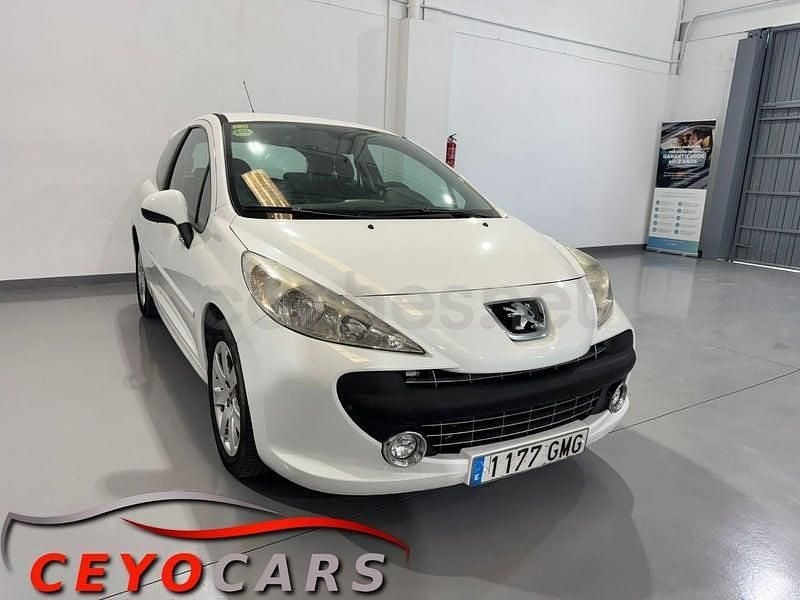 Usado Peugeot 207 Sport 90 CV (66 kW) 2009 Blanco Berlina